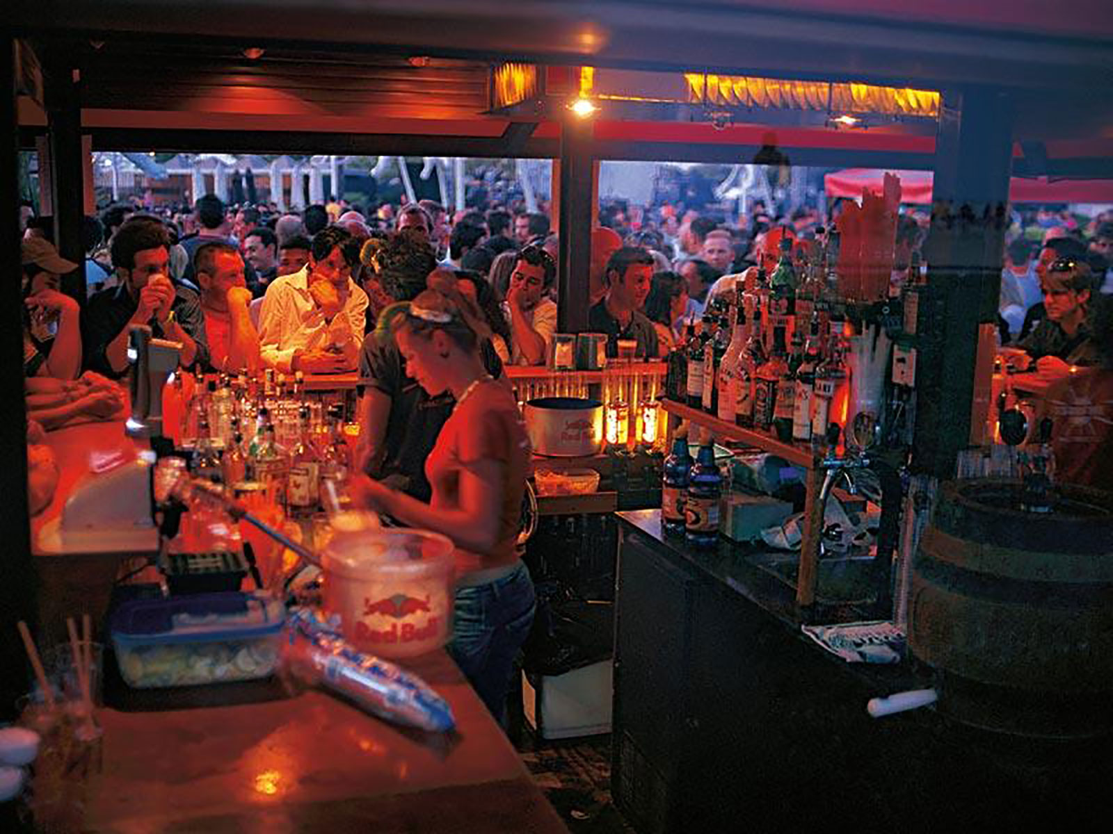 12-Nightlife-in-Jesolo